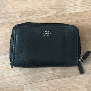 Vince Camuto wallet ✨